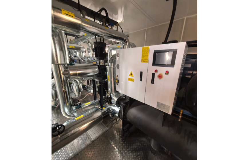 Integrated heating and cooling system